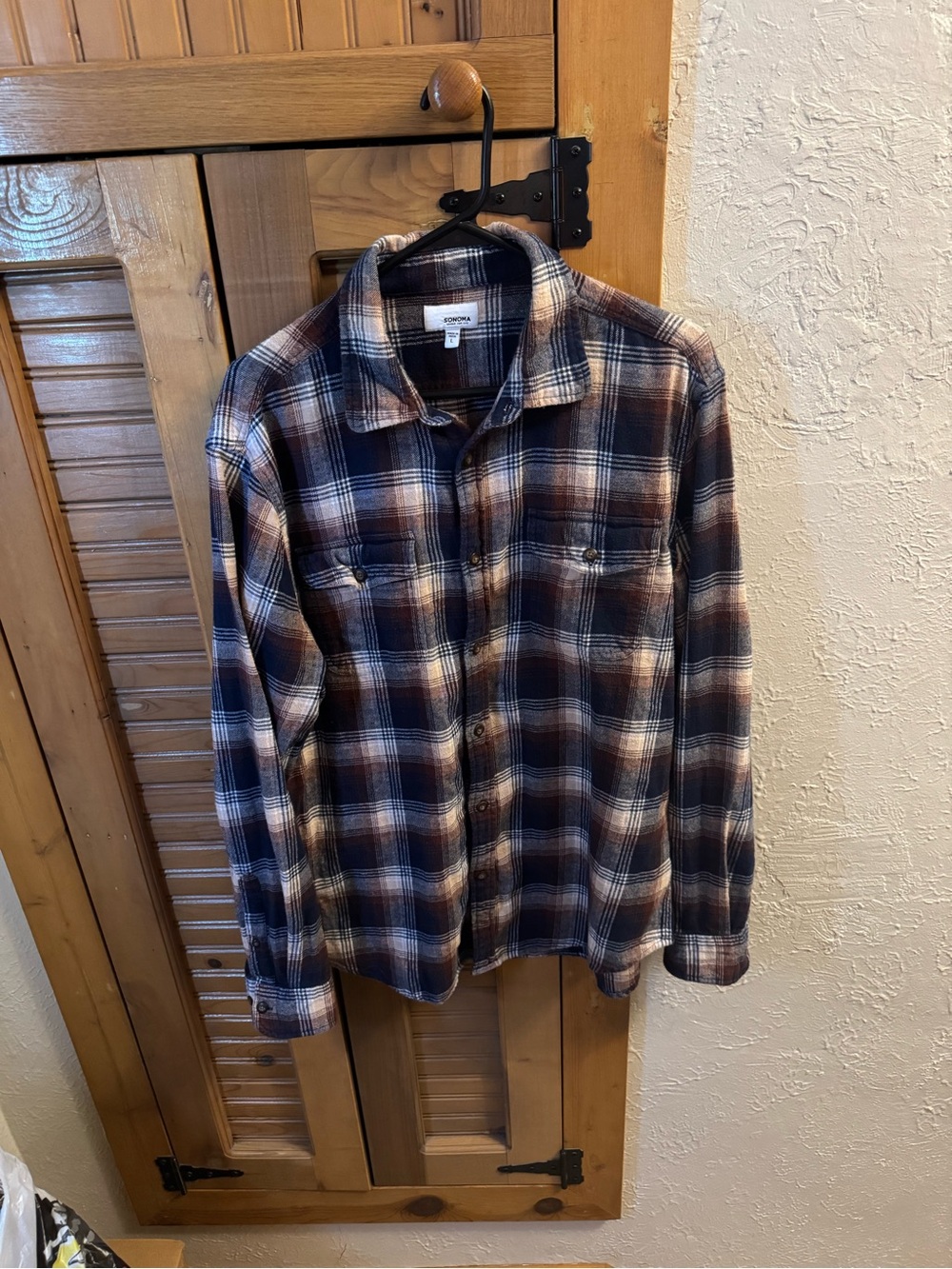Men’s Sonoma Plaid Flannel Button-Up Shirt in Navy and Brown